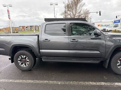 2022 Toyota Tacoma TRD Off-Road V6