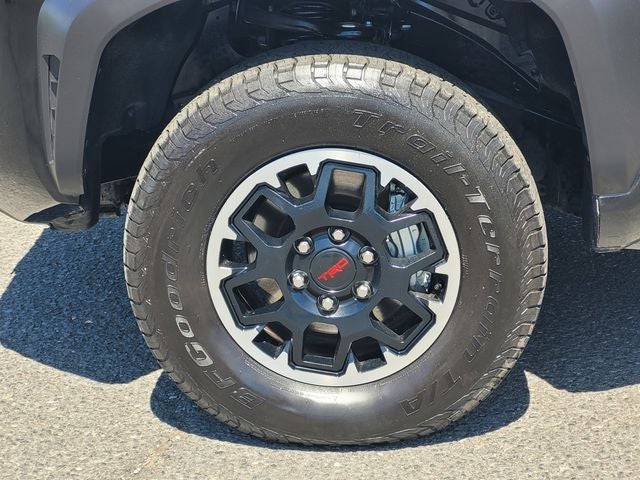 2024 Toyota Tacoma TRD Off-Road
