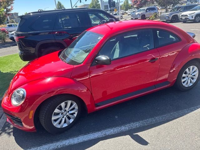 2018 Volkswagen Beetle 2.0T S