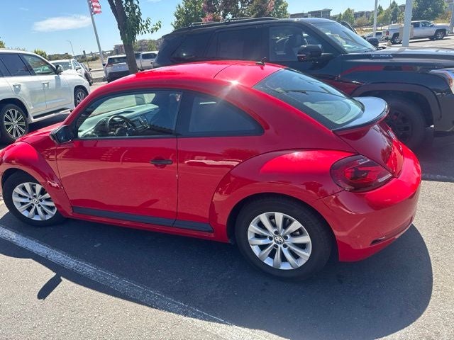 2018 Volkswagen Beetle 2.0T S