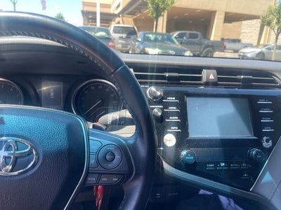 2018 Toyota Camry SE
