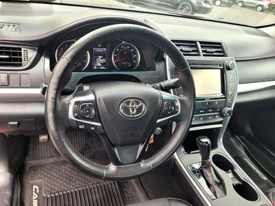 2017 Toyota Camry SE