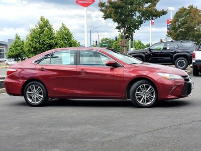 2017 Toyota Camry SE