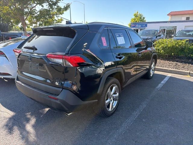 2021 Toyota RAV4 Hybrid XLE Premium