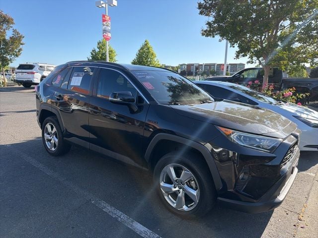 2021 Toyota RAV4 Hybrid XLE Premium