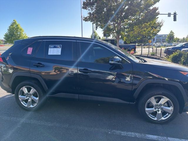 2021 Toyota RAV4 Hybrid XLE Premium