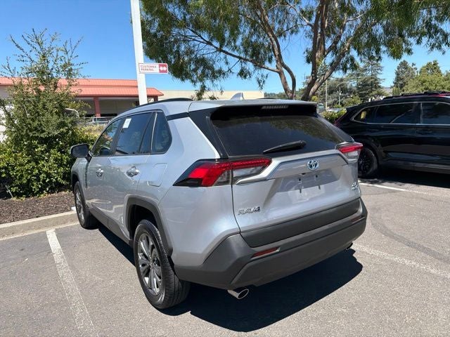 2022 Toyota RAV4 Hybrid XLE Premium