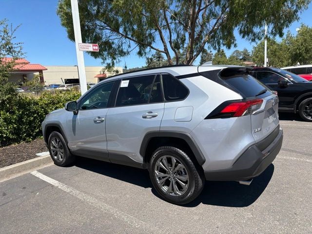 2022 Toyota RAV4 Hybrid XLE Premium