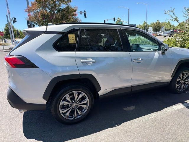 2022 Toyota RAV4 Hybrid XLE Premium