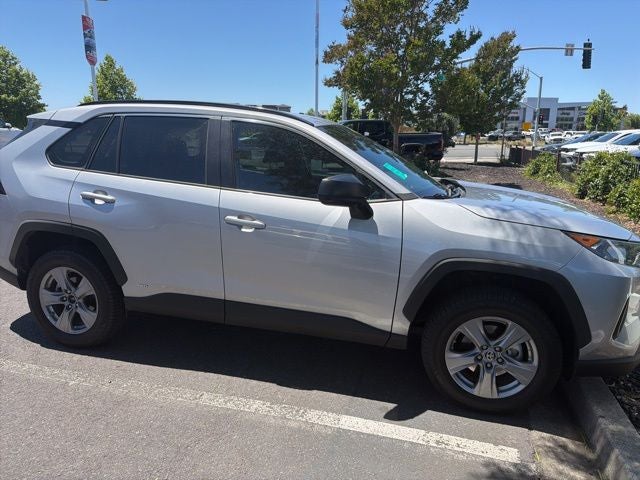 2022 Toyota RAV4 Hybrid LE