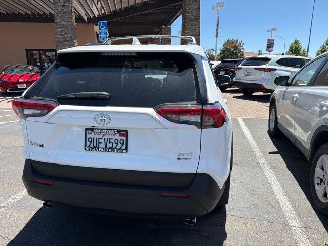 2025 Toyota RAV4 Hybrid XLE
