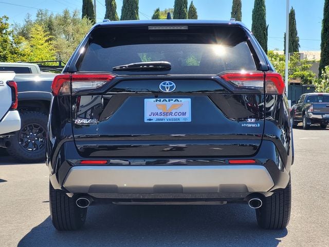 2022 Toyota RAV4 Hybrid SE