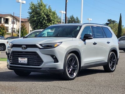 2026 Toyota Grand Highlander Hybrid Nightshade Edition