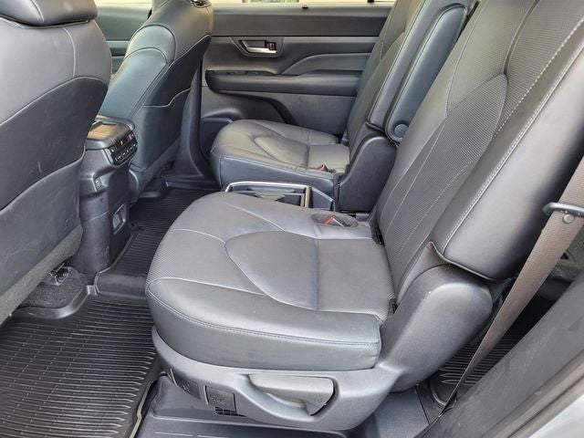 2026 Toyota Grand Highlander Hybrid Nightshade Edition