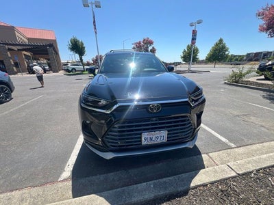 2025 Toyota Grand Highlander Hybrid MAX Platinum