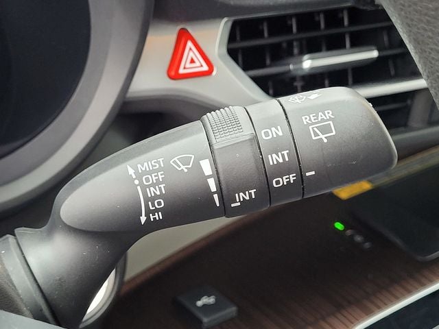 2021 Toyota Sienna LE 8 Passenger