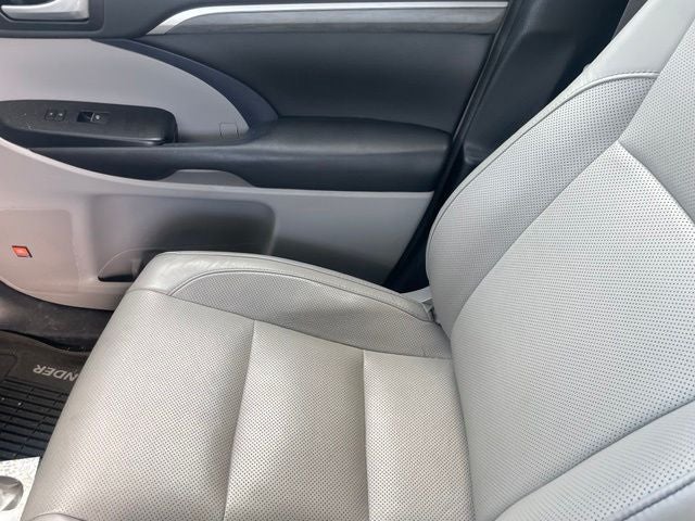 2018 Toyota Highlander Hybrid Limited Platinum