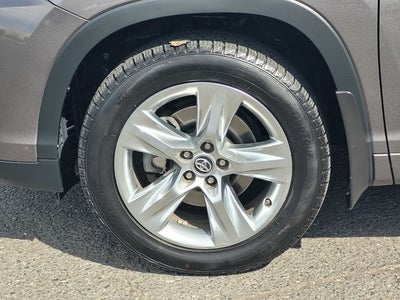 2017 Toyota Highlander Limited