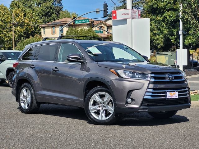 2017 Toyota Highlander Limited