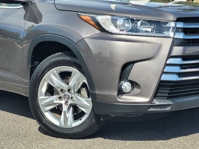 2017 Toyota Highlander Limited