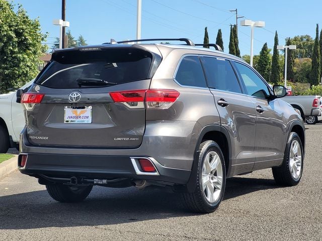 2017 Toyota Highlander Limited