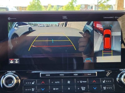 2022 Toyota Highlander Hybrid Platinum