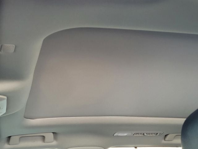 2022 Toyota Highlander Hybrid Platinum