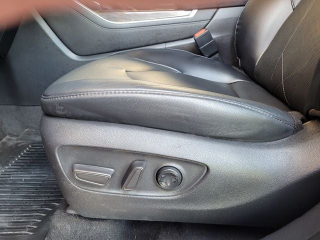 2022 Toyota Highlander Hybrid Platinum