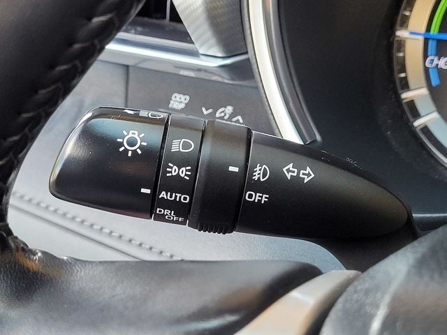 2022 Toyota Highlander Hybrid Platinum