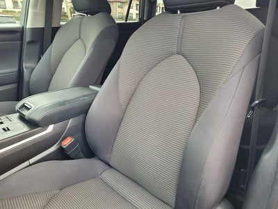 2024 Toyota Highlander Hybrid LE Nightshade