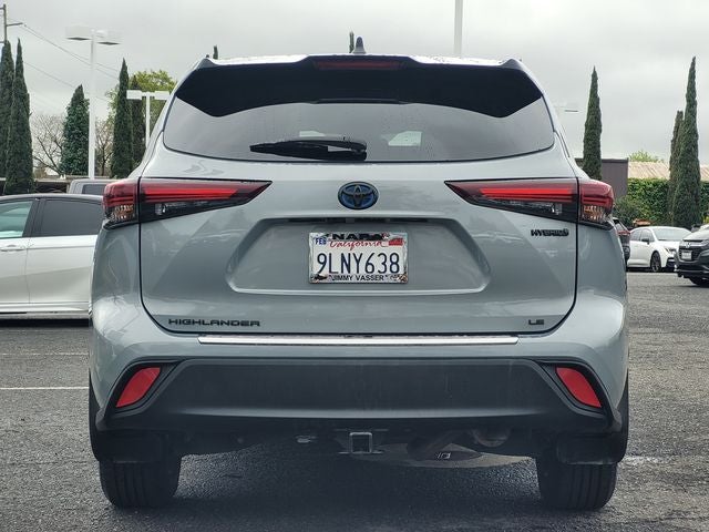 2024 Toyota Highlander Hybrid LE Nightshade