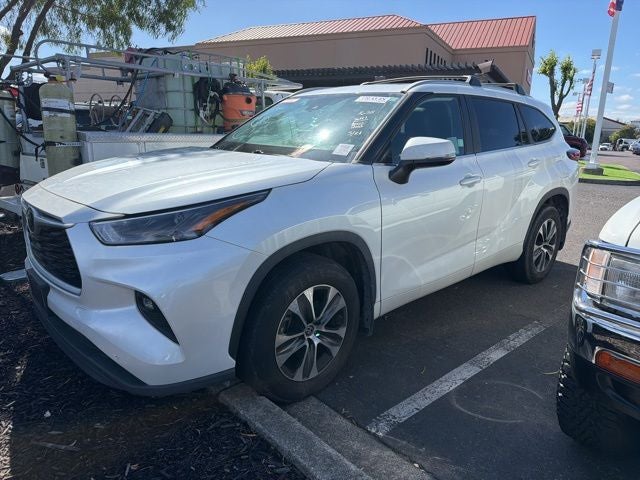 2023 Toyota Highlander XLE