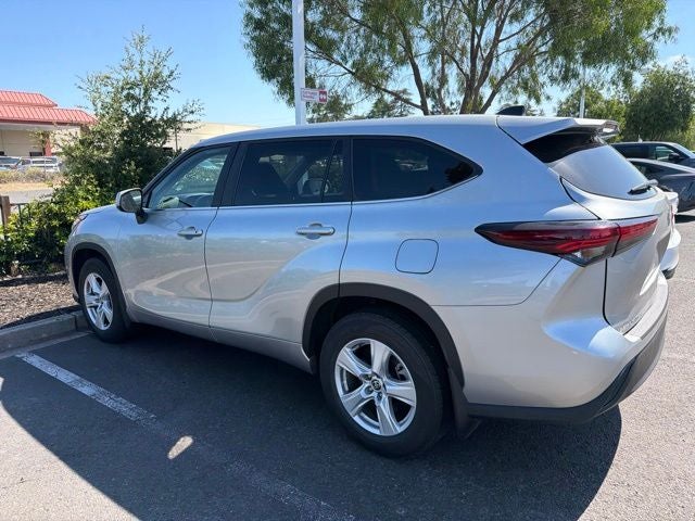 2024 Toyota Highlander LE
