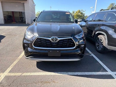 2024 Toyota Highlander Platinum