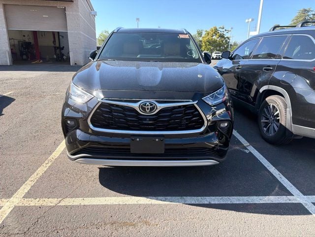 2024 Toyota Highlander Platinum