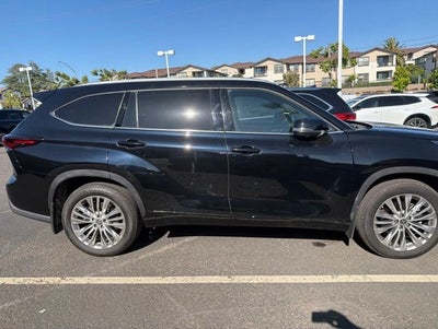 2024 Toyota Highlander Platinum