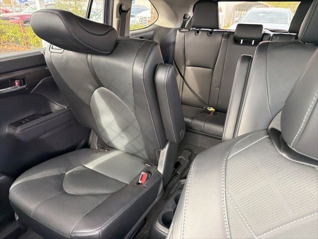 2024 Toyota Highlander Platinum