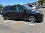 2017 Toyota Sienna SE 8 Passenger