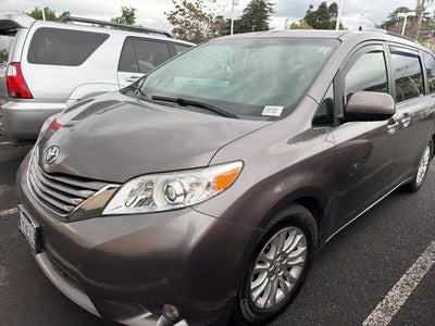 2015 Toyota Sienna L 7 Passenger