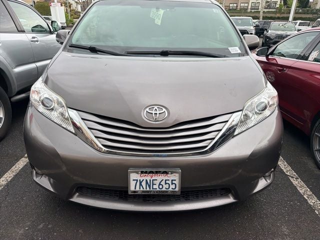 2015 Toyota Sienna L 7 Passenger