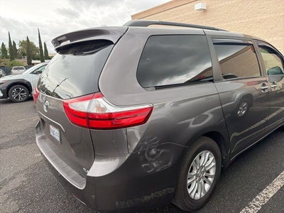 2015 Toyota Sienna L 7 Passenger