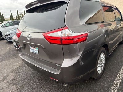 2015 Toyota Sienna L 7 Passenger