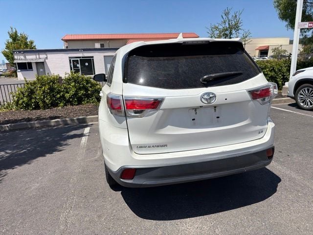 2014 Toyota Highlander LE Plus V6