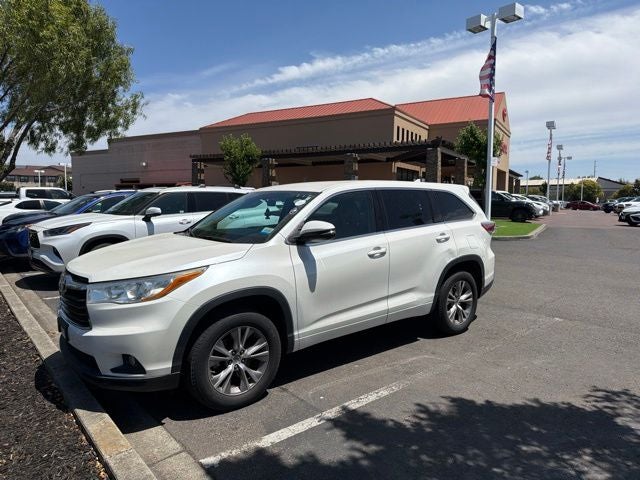 2014 Toyota Highlander LE Plus V6