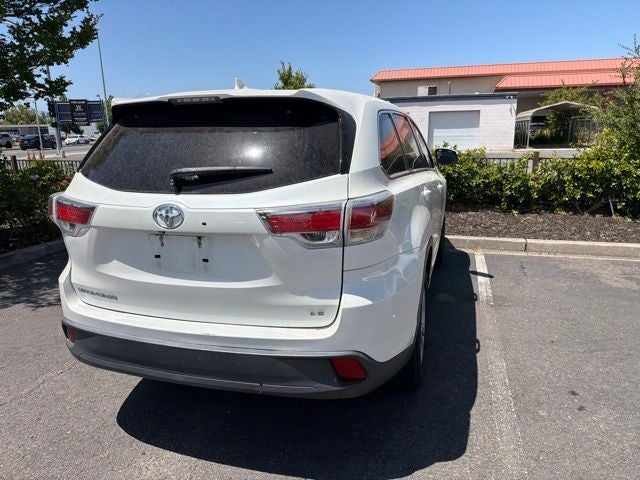 2014 Toyota Highlander LE Plus V6