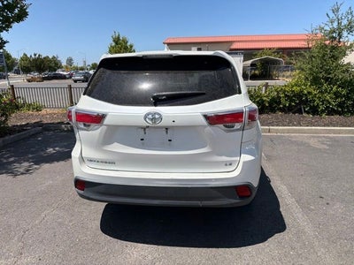 2014 Toyota Highlander LE Plus V6
