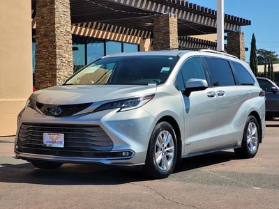 2021 Toyota Sienna Limited 7 Passenger