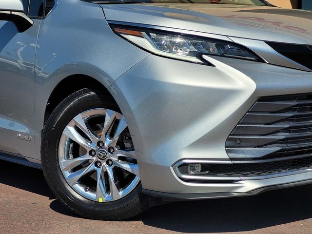 2021 Toyota Sienna Limited 7 Passenger
