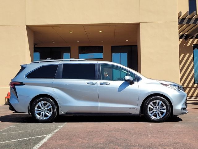 2021 Toyota Sienna Limited 7 Passenger