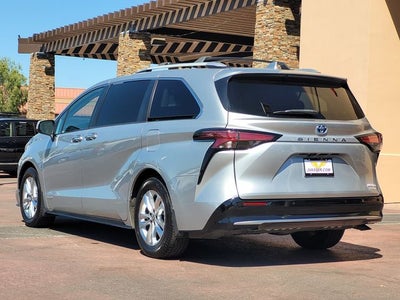 2021 Toyota Sienna Limited 7 Passenger